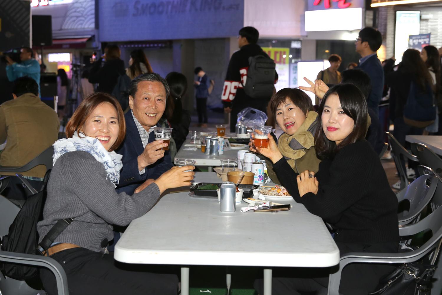 제3회 신촌 맥주축제 개막식 3