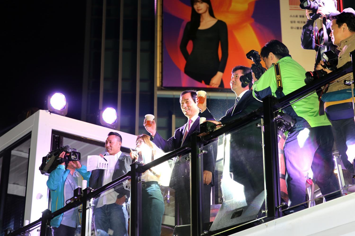 제3회 신촌 맥주축제 개막식 5