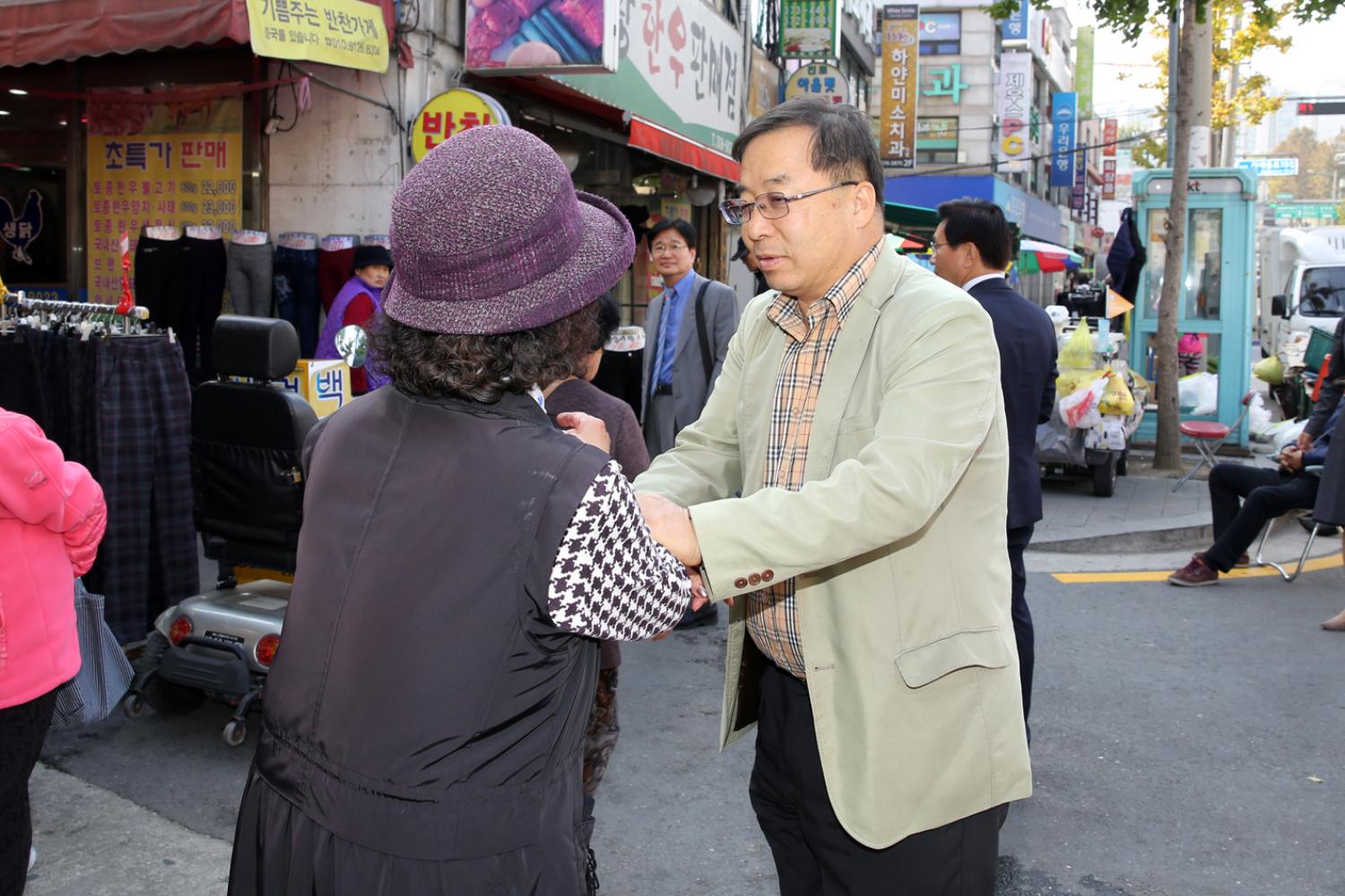 남가좌2동 백련시장 현장방문 4