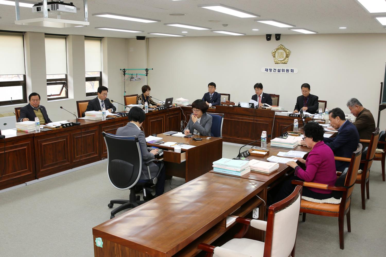 제238회 정례회 제5~6차 재정건설위원회 예산안 예비심사