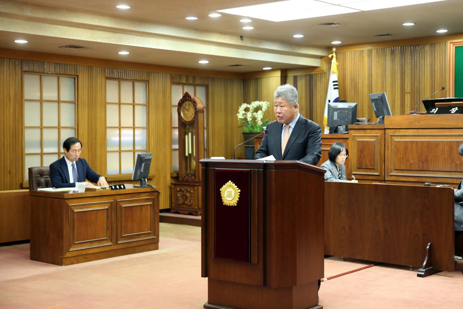 제238회 정례회 제2차 본회의(구정질문) 3