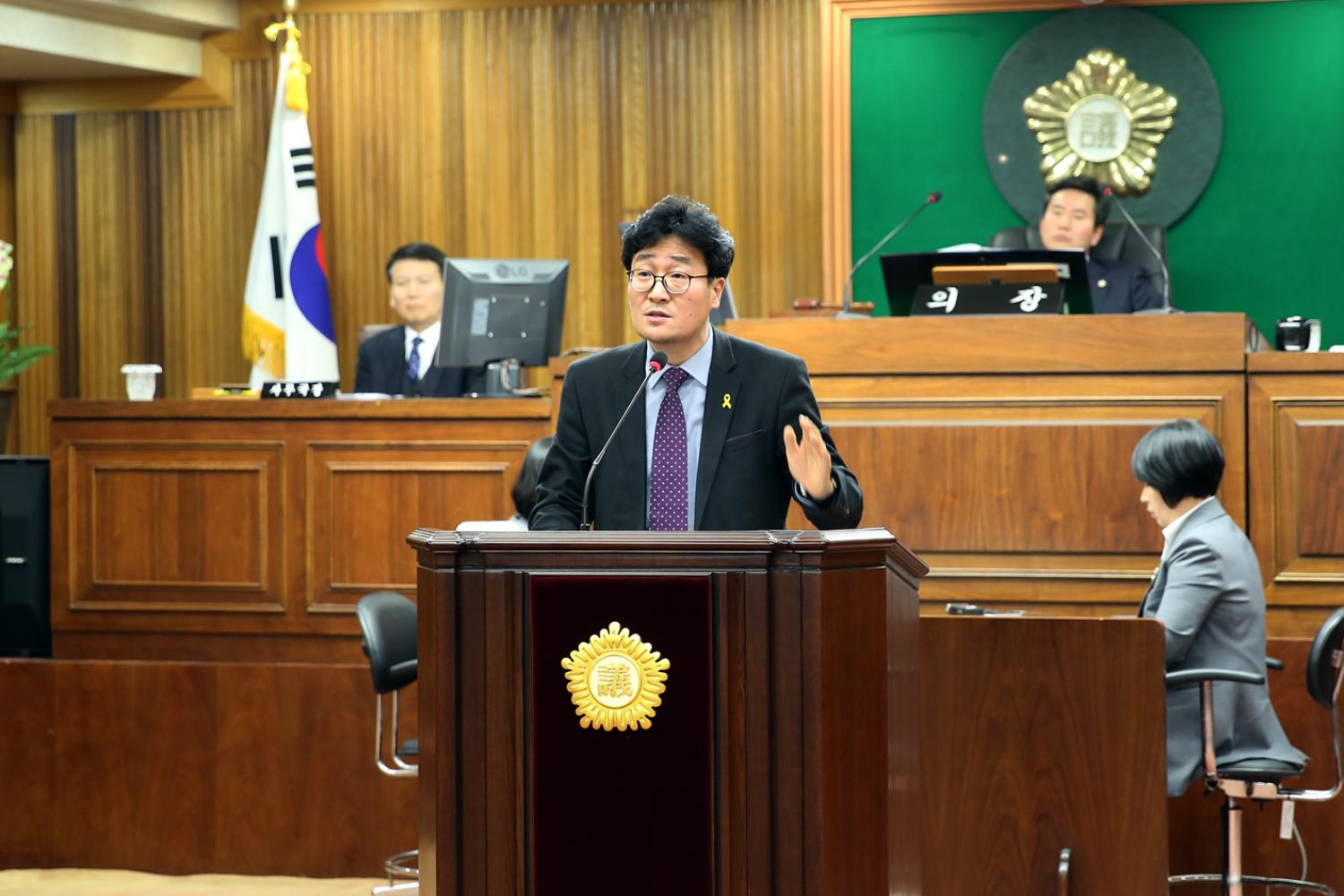 제238회 정례회 제2차 본회의(구정질문) 10