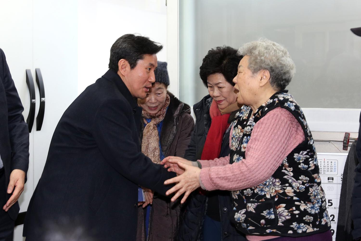 임광아파트 경로당 방문