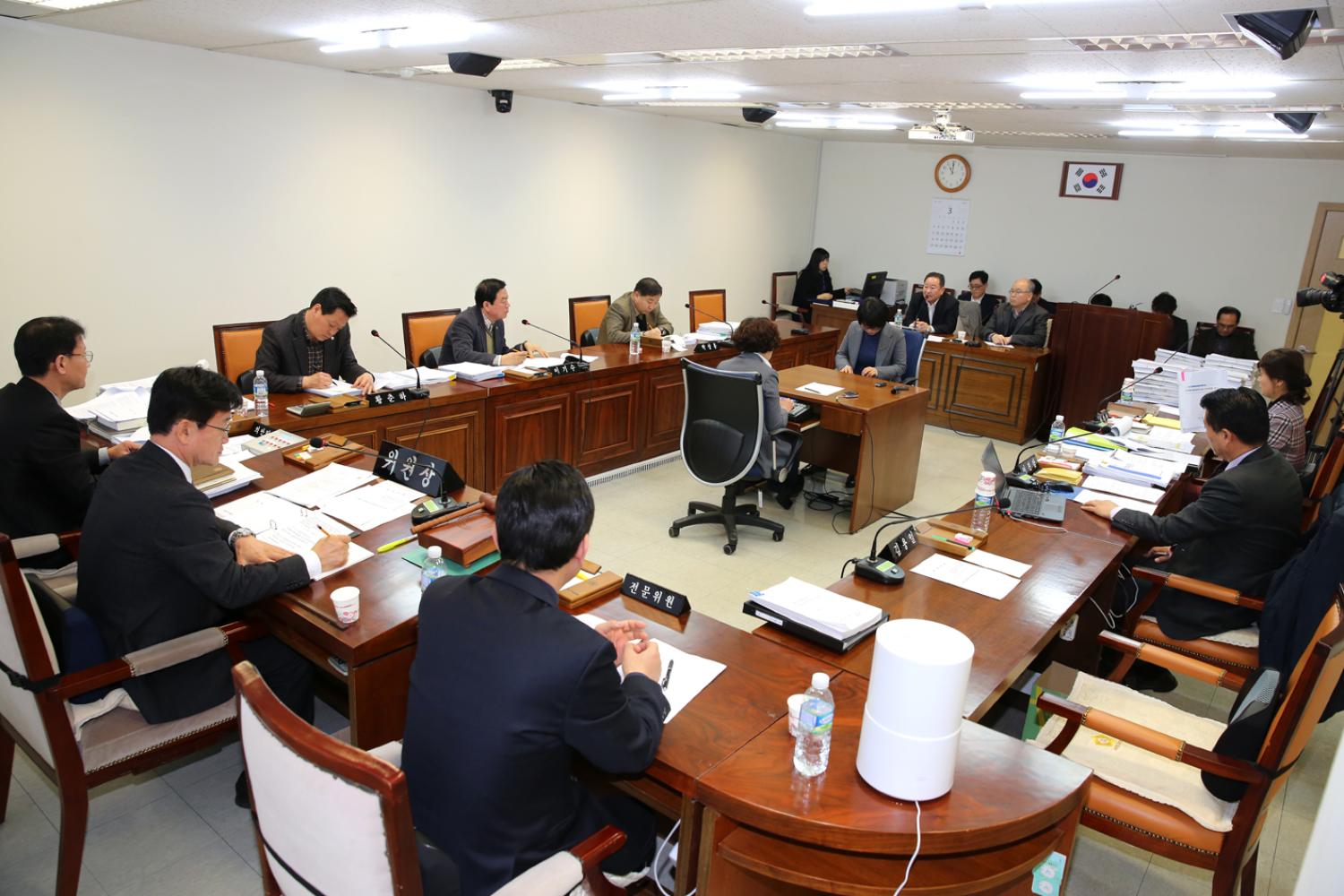제239회 제8차 주택재개발정비사업 및 간판개선사업특별위원회