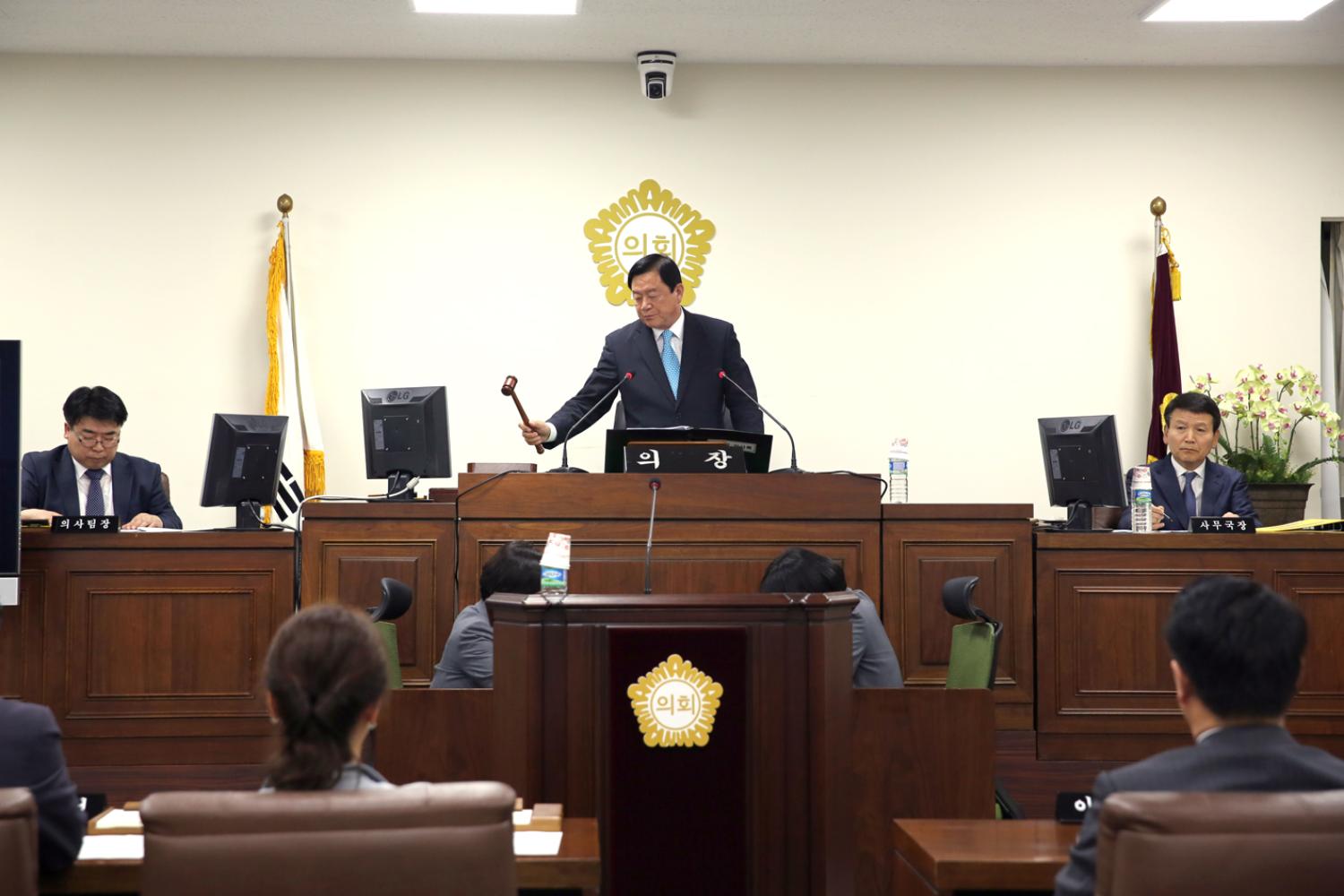 제242회 임시회 의장 선출의 건 3
