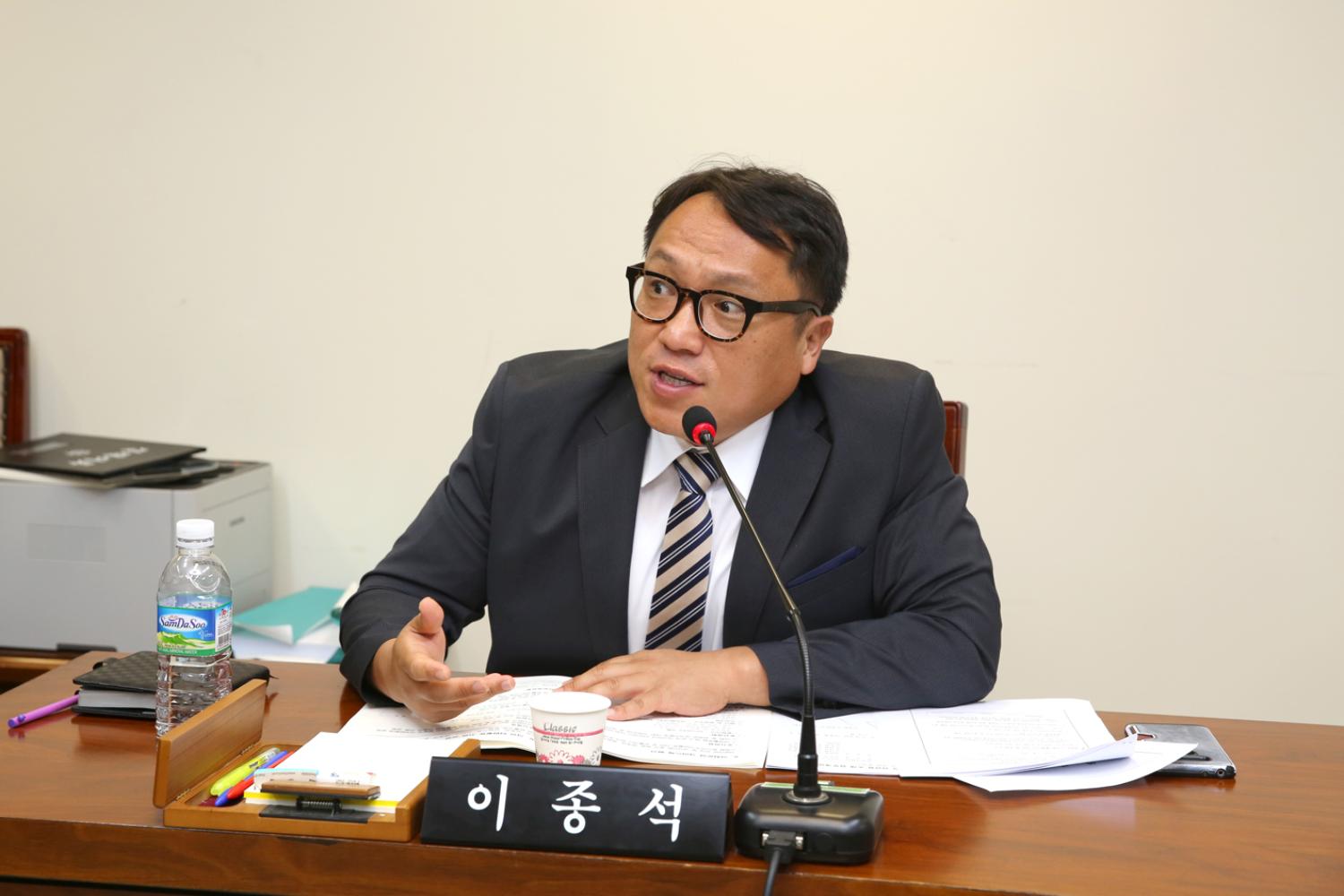 제245회 임시회 의회운영위원회 6