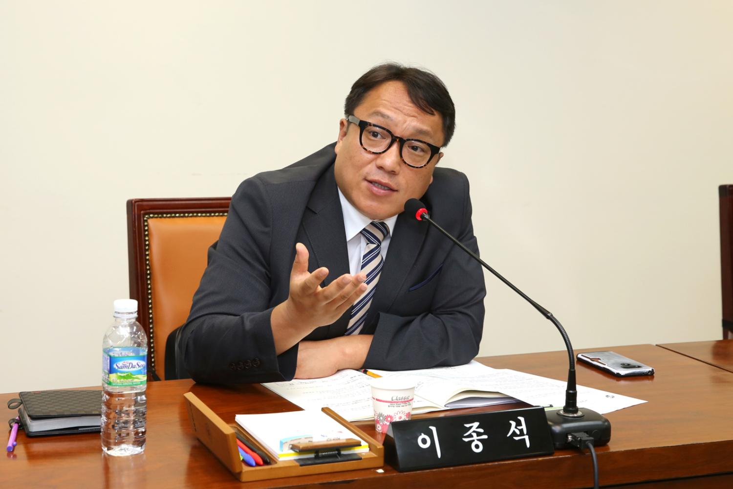 제245회 임시회 의회운영위원회 10