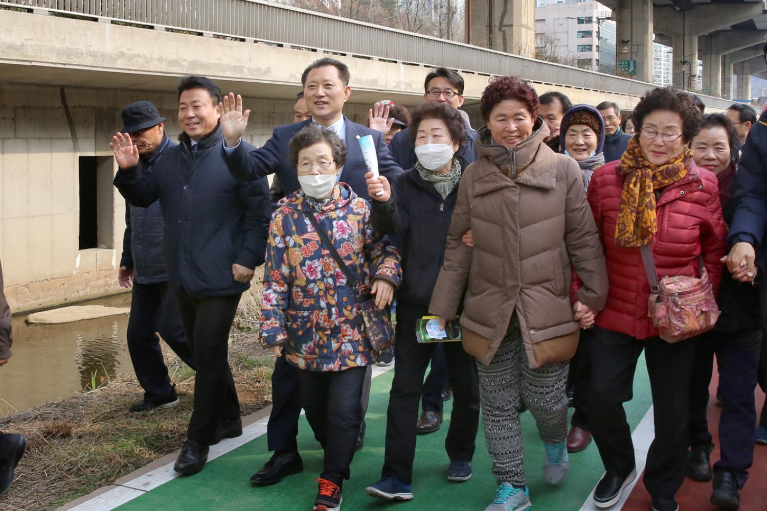 홍제천 단절구간 산책로 개통식 및 걷기대회 34