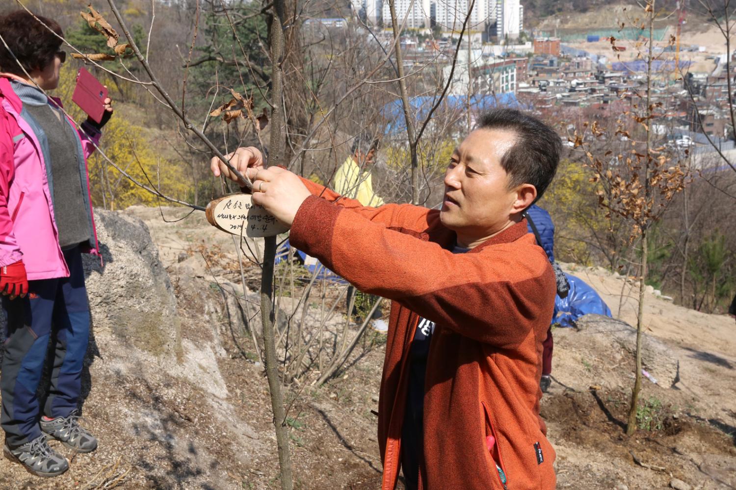 사회공헌형 신림탄소상쇄의 숲조성 북한산 나무심기 34