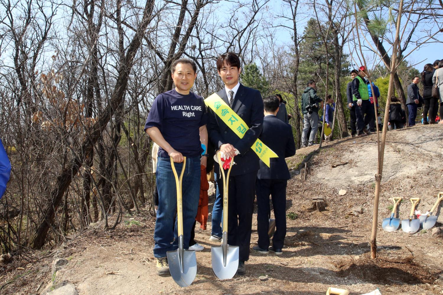 사회공헌형 신림탄소상쇄의 숲조성 북한산 나무심기 39