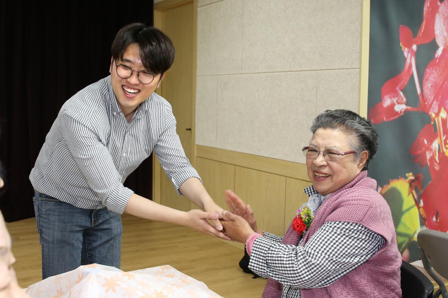 제47회 천연동 어버이날 경로행사 5