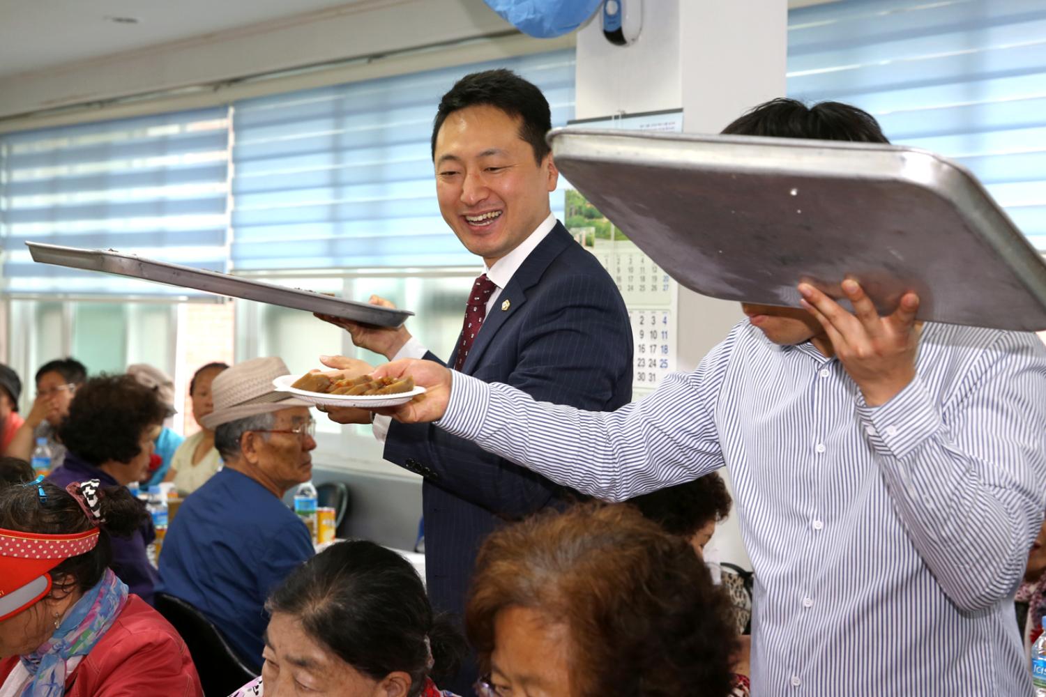 제47회 남가좌2동 어버이날 기념 경로행사 19