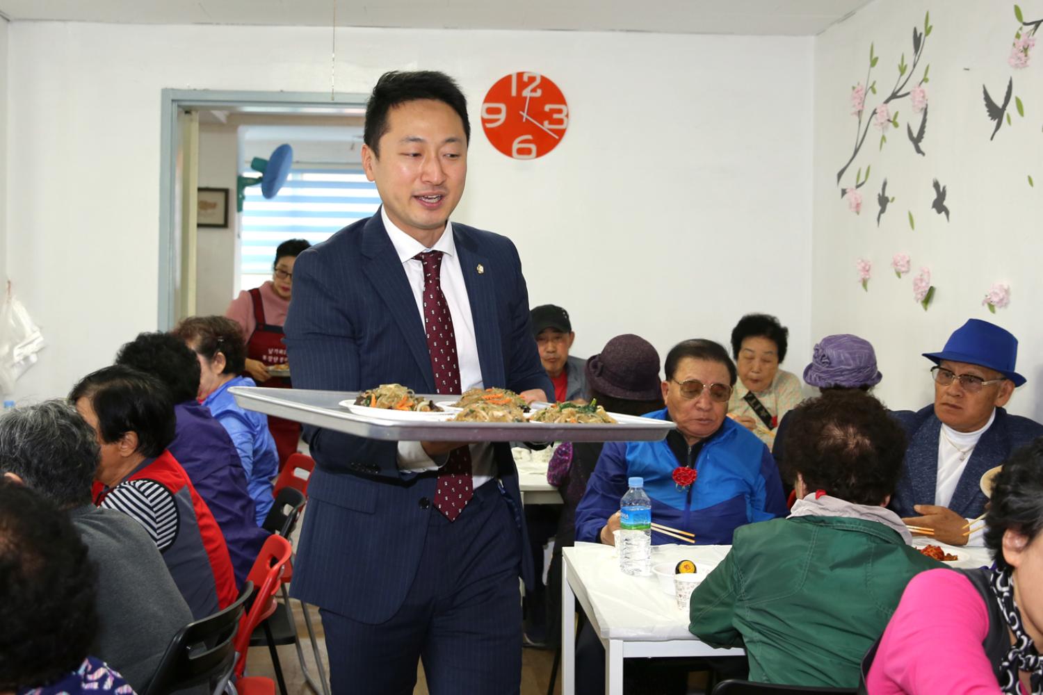 제47회 남가좌2동 어버이날 기념 경로행사 21