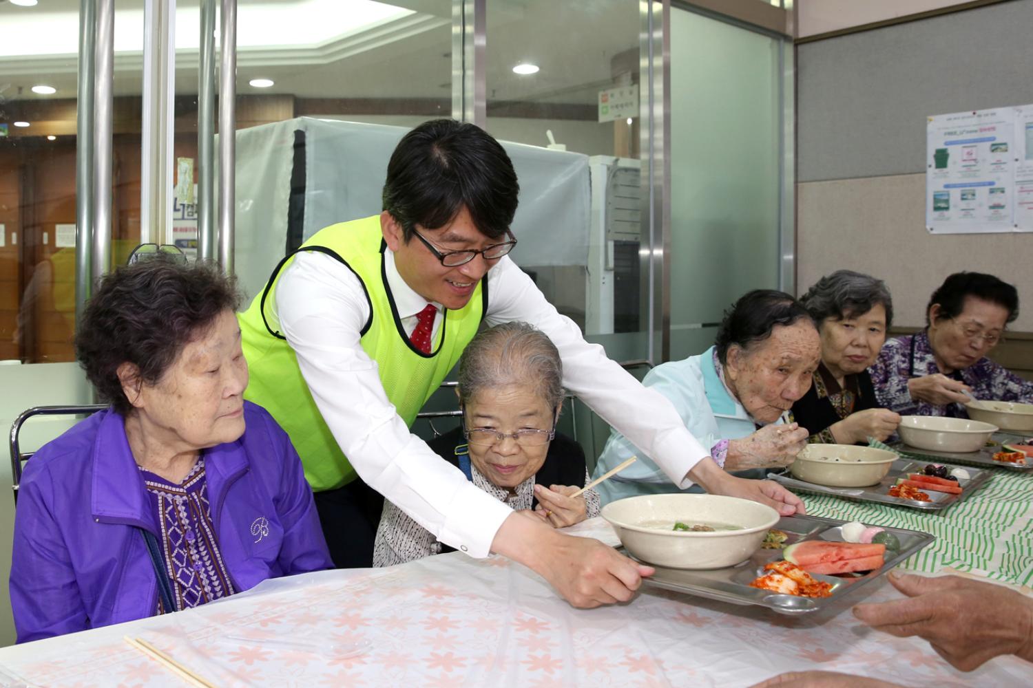 제47회 북가좌2동 어버이날 기념 경로행사 4