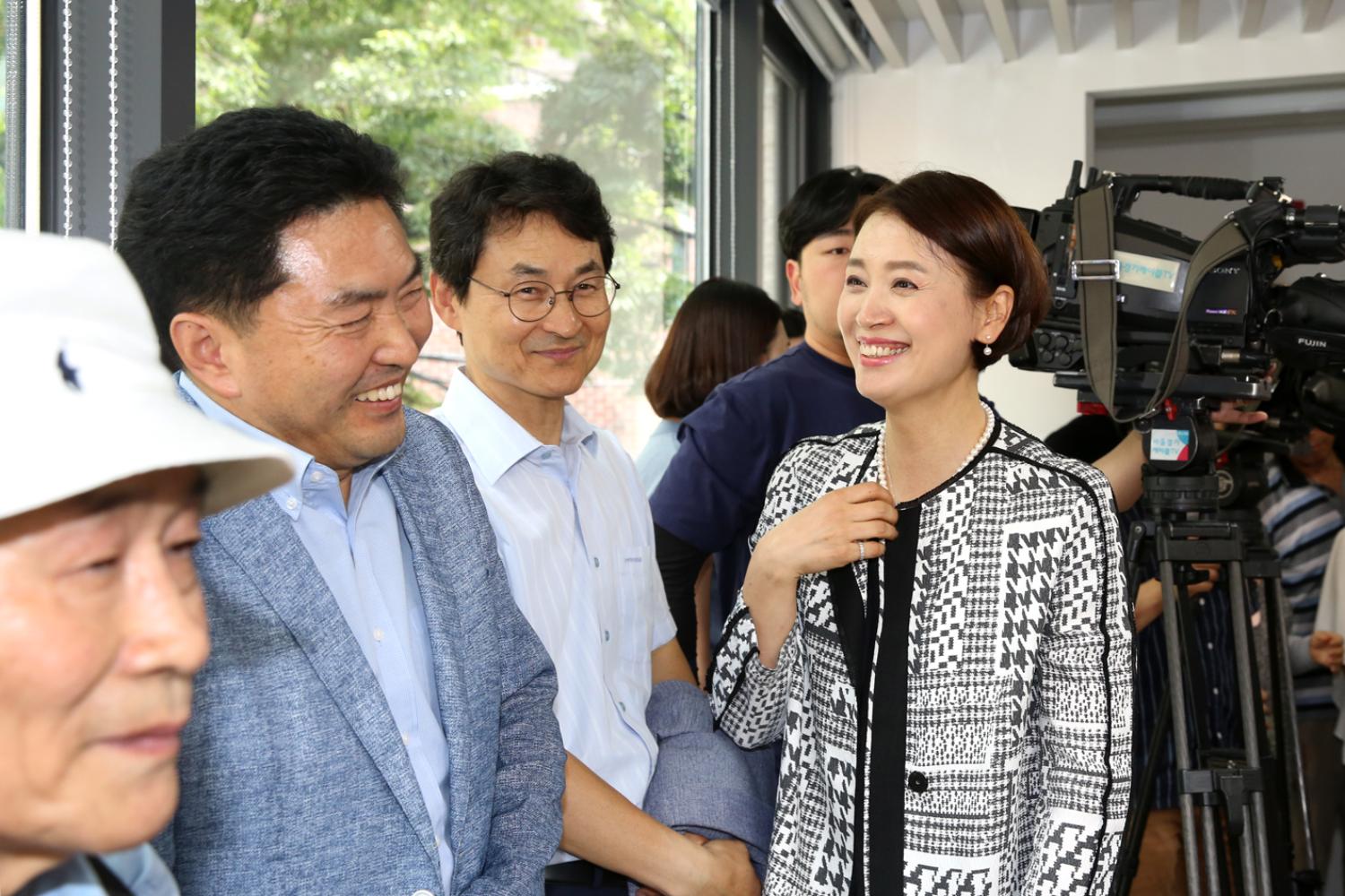 홍제커뮤니티센터 개관식 및 느티나무 경로당 개관식 11