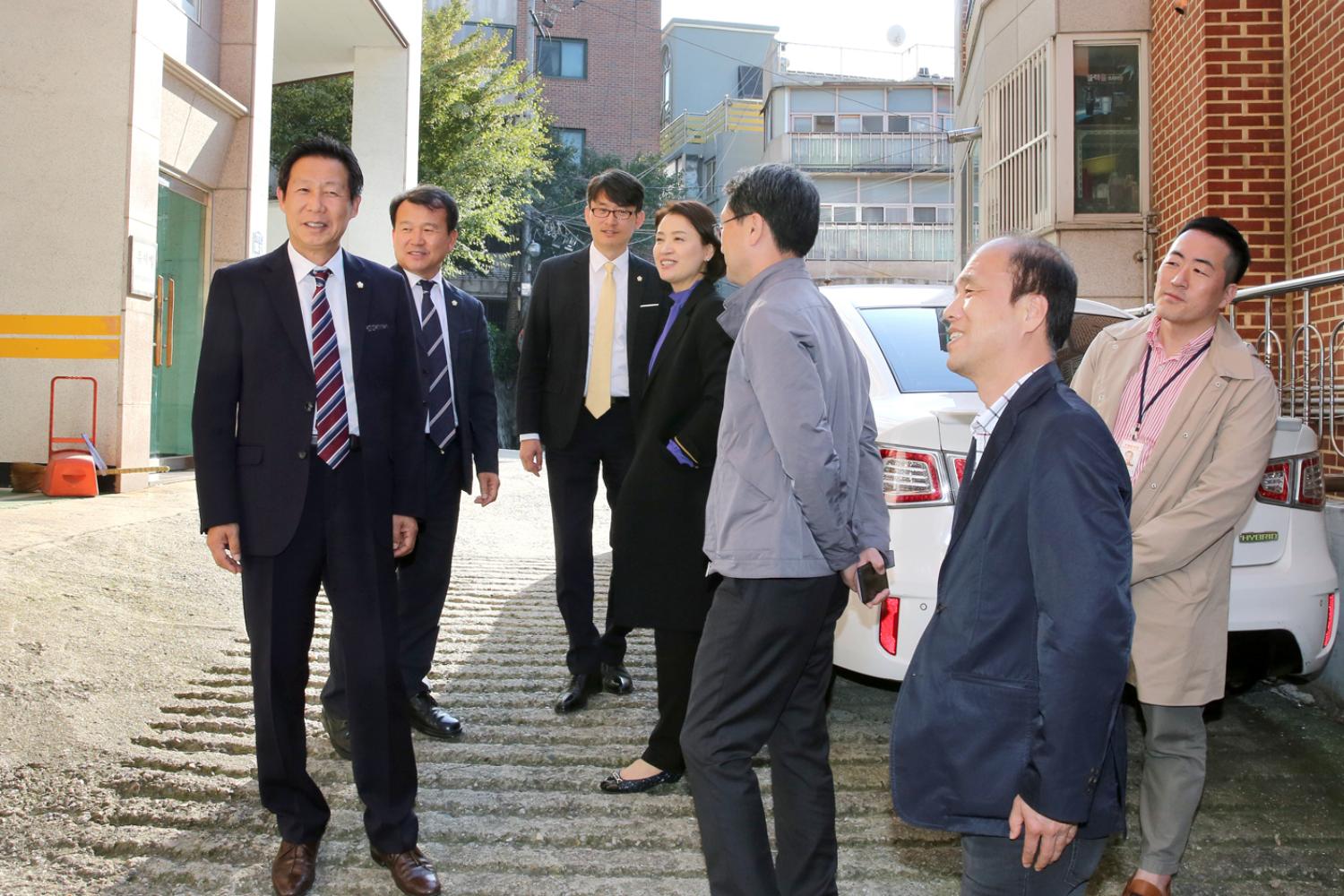 제255회 임시회 재정건설위원회 현장방문(연희동 휴게실) 5