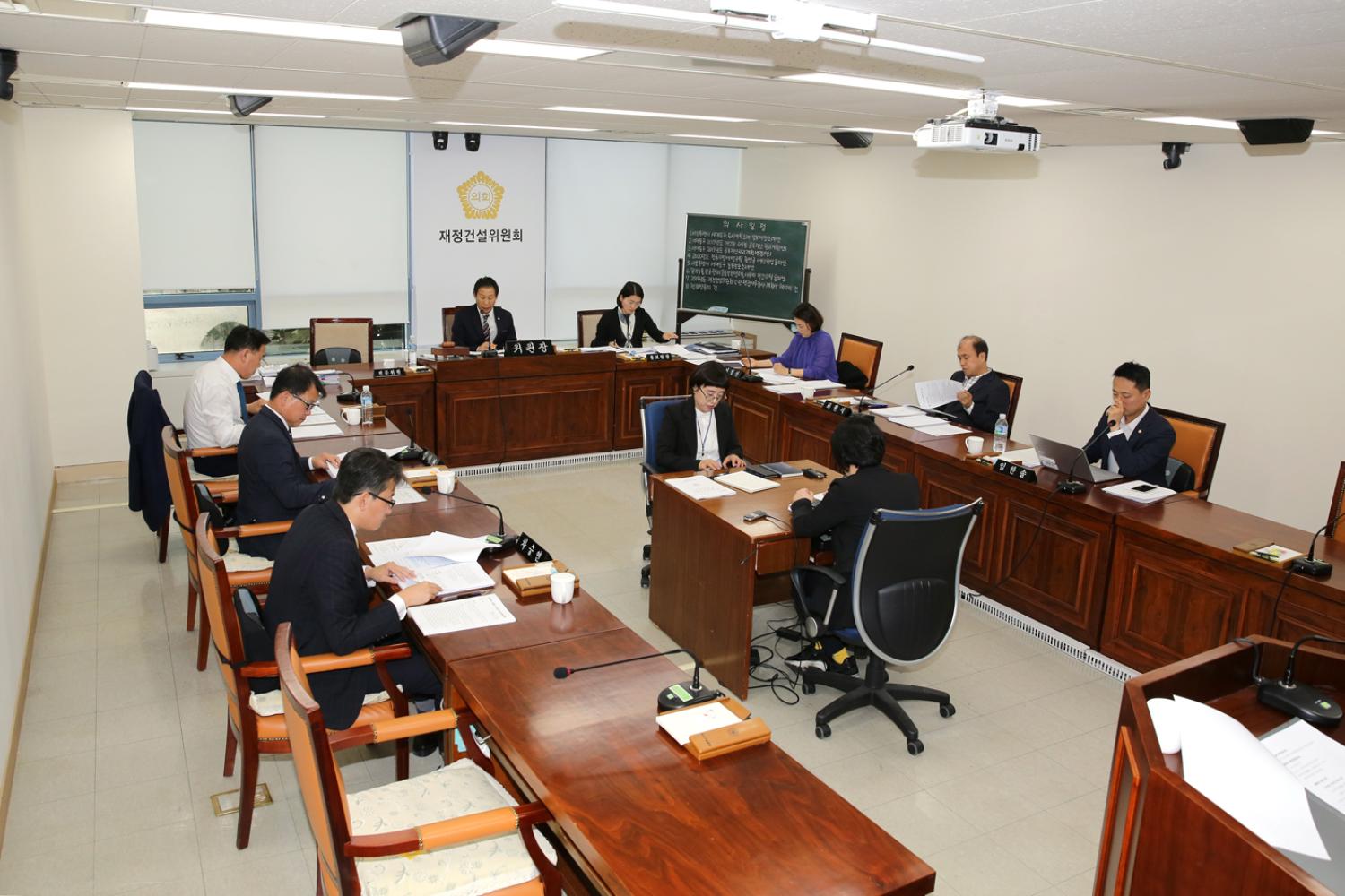 제255회 임시회 재정건설위원회 2