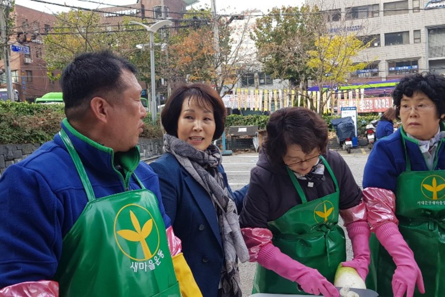 새마을부녀회 사랑의 김장 나누기(박경희 의원 자료제공) 4