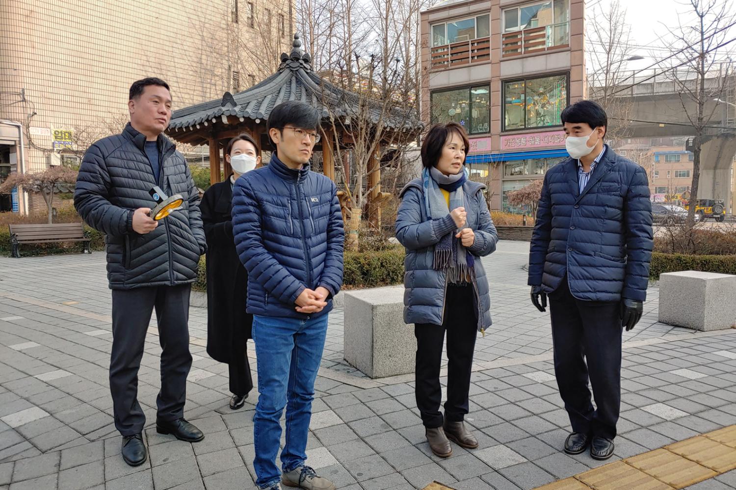 백련교앞 교통에 관한 현장방문