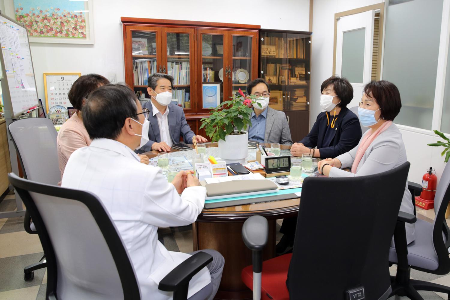 코로나19관련 보건소 직원 격려 4