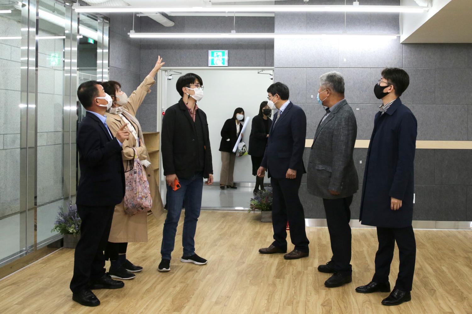 제265회 임시회 재정건설위원회 현장방문(천연어울림 생활문화센터) 5