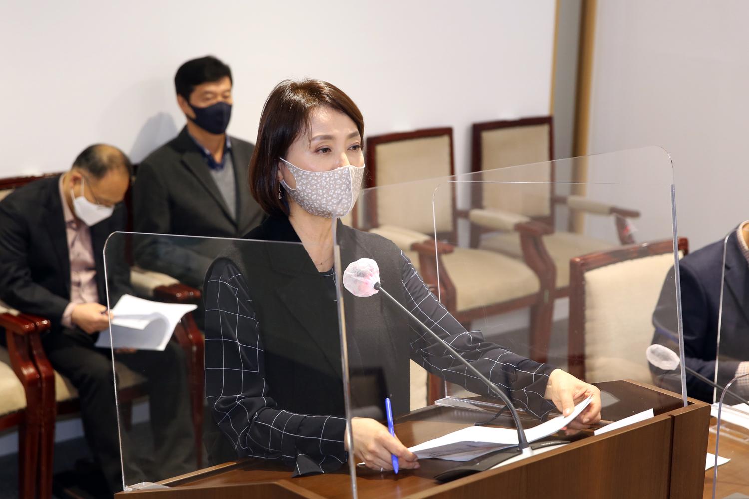 제267회 서대문구의회 제2차 정례회 제4차 재정건설위원회 조례안 심사
