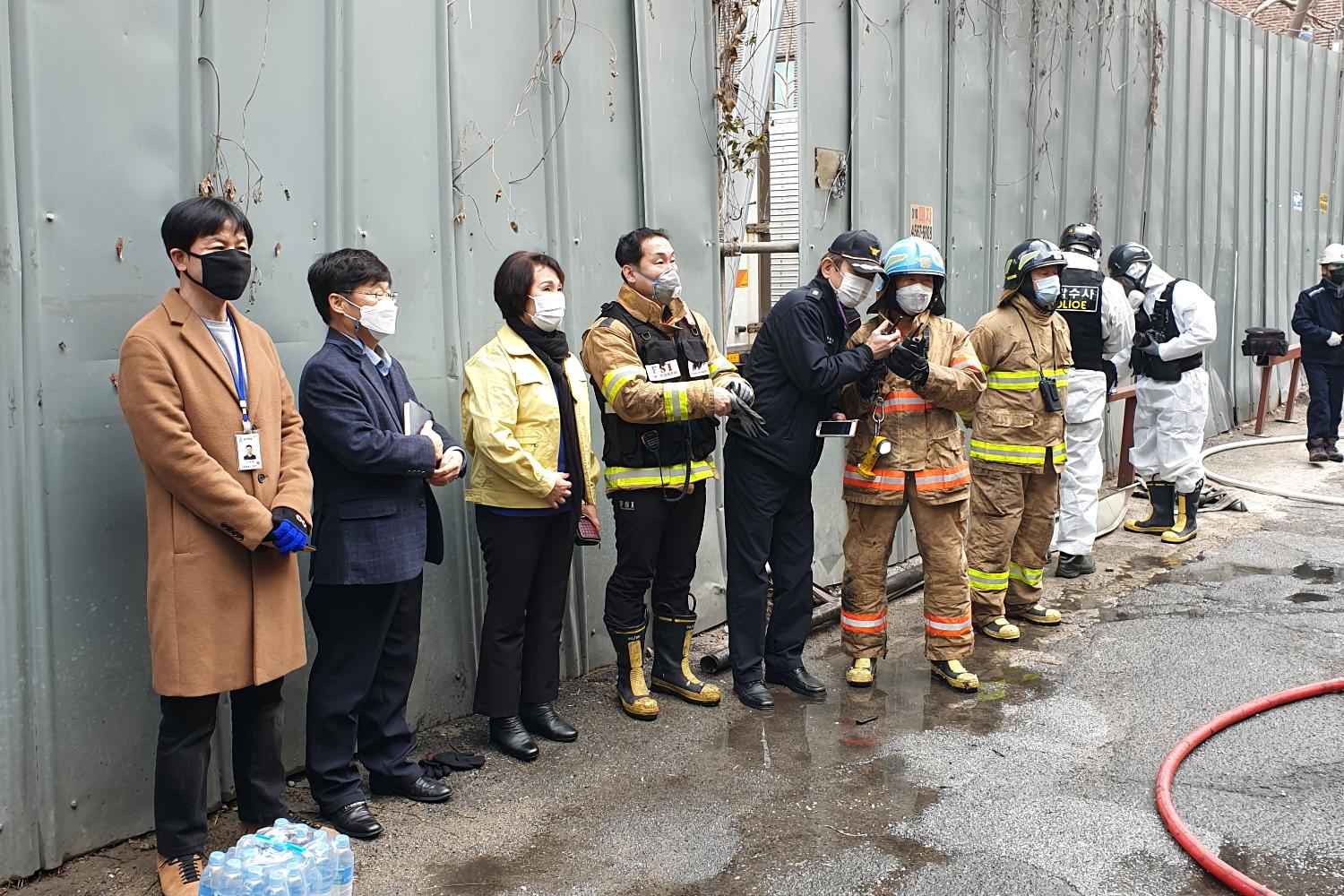 홍제동 화재 현장 방문(박경희 의원 사진제공)