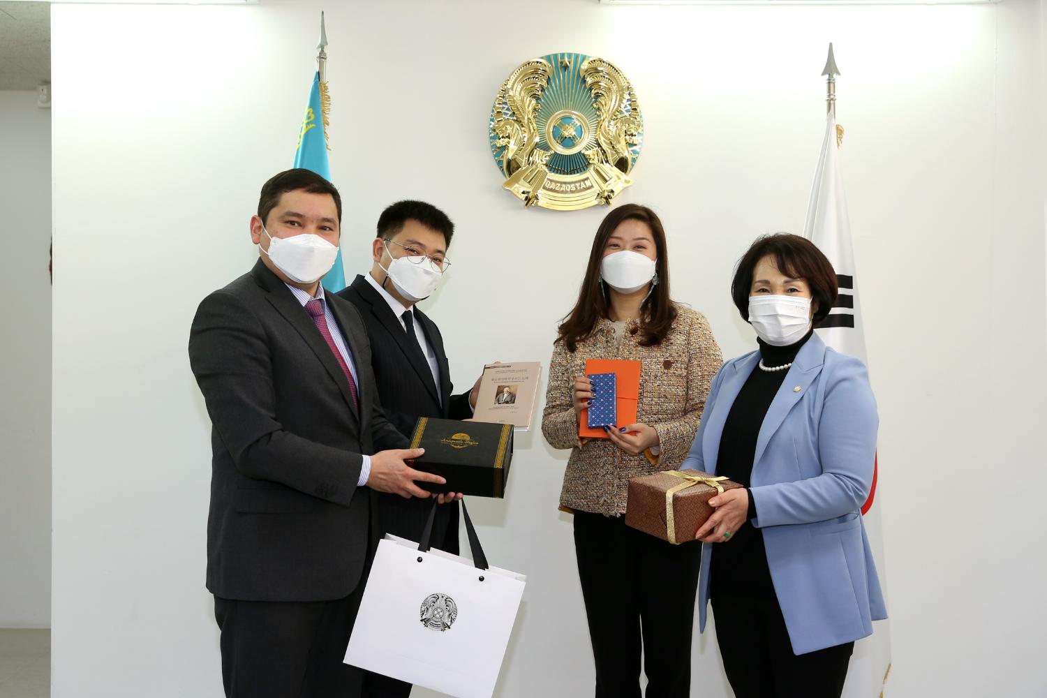 카자흐스탄 대사관 방문