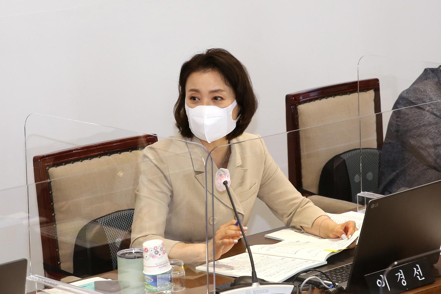 제272회 제1차 정례회 제1차 재정건설위원회 4