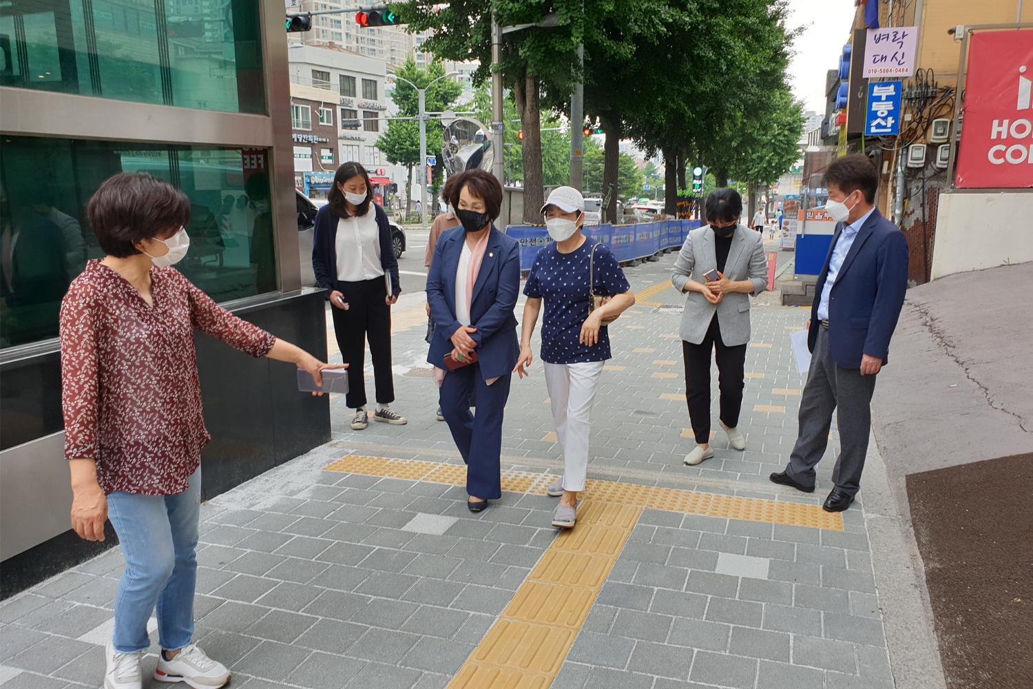 통일로 보도블록 공사 현장확인 2