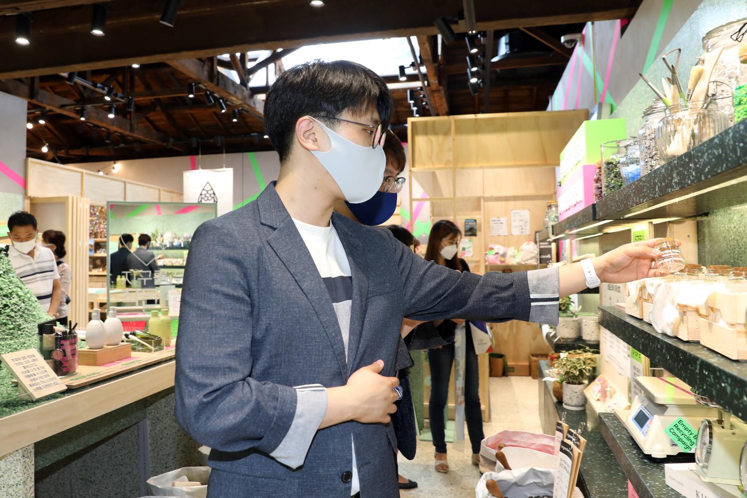 도시혁신연구회 현장방문(제로웨이스트샵-이니스프리 공병공간) 7