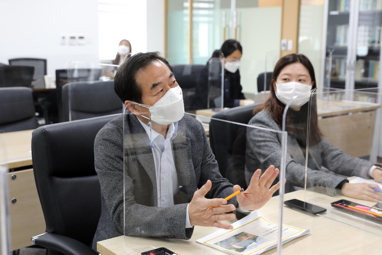 지식정보연구회 연구용역 중간보고회 6