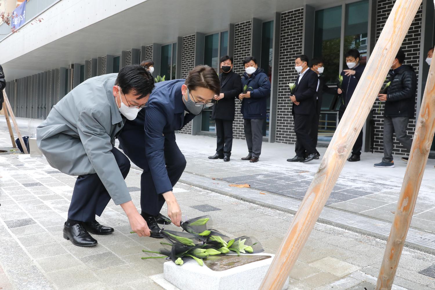강경대열사 산화장소 바닥동판 완공식 7