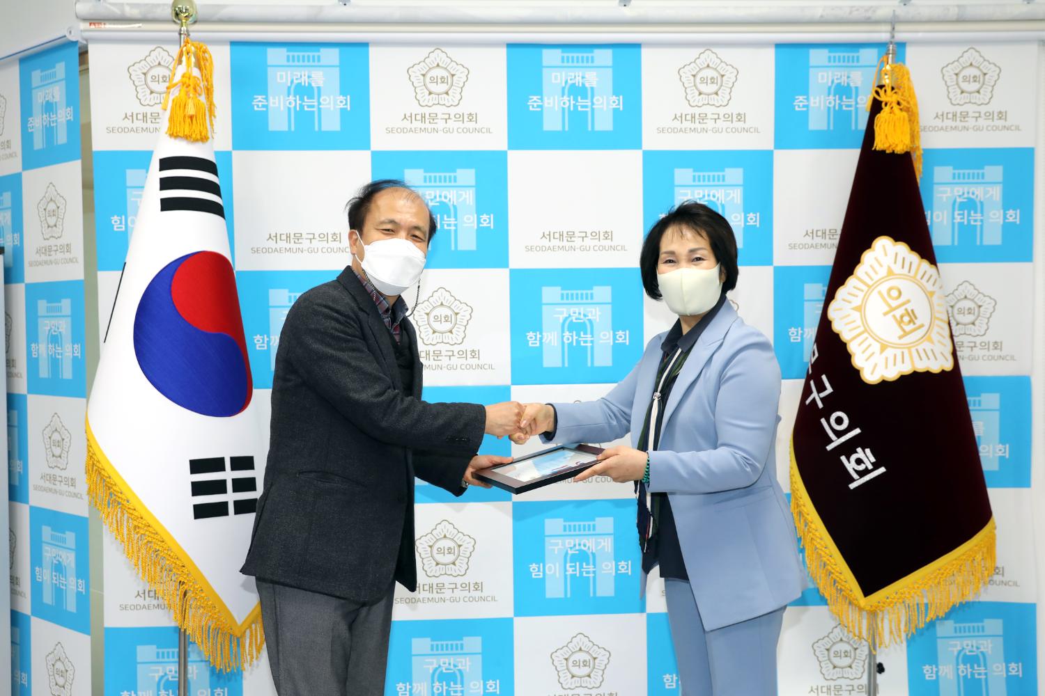 지방의정대상 표창장 수여식 3