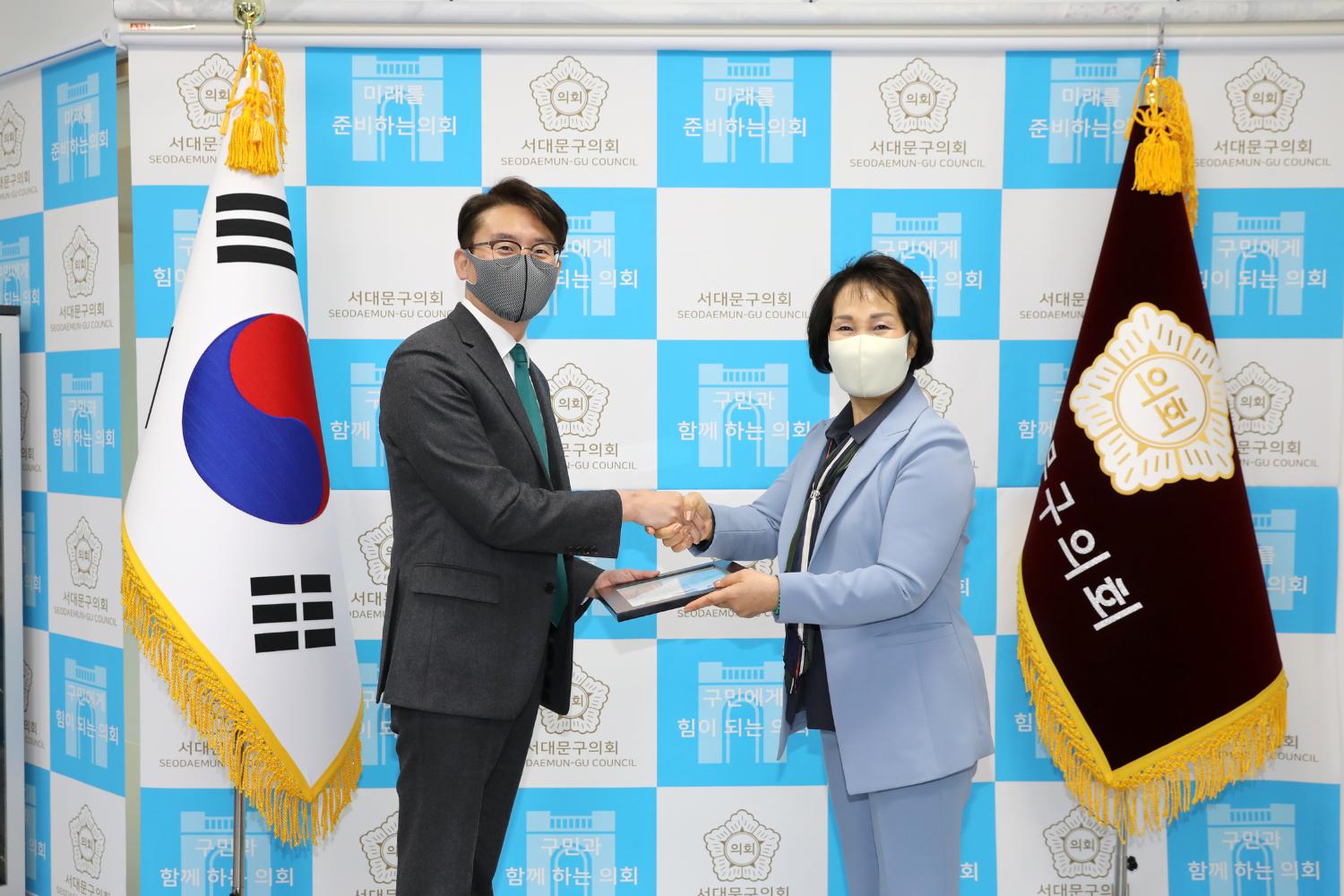 지방의정대상 표창장 수여식 7