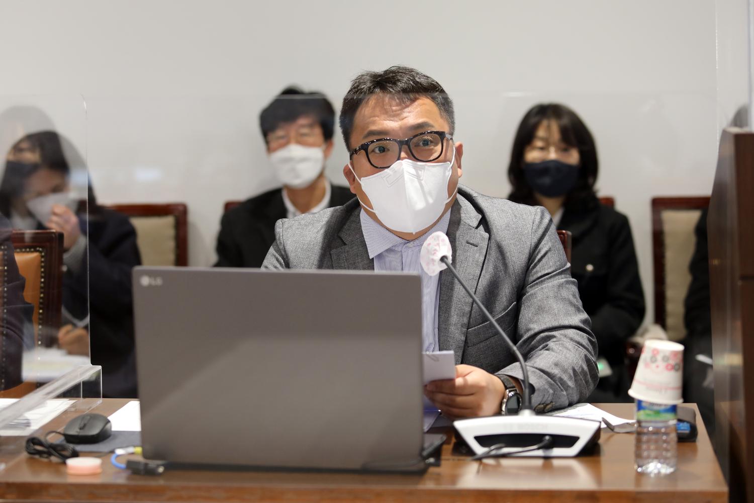 제276회 제2차 정례회 제4차 재정건설위원회 의원 안건심사 5