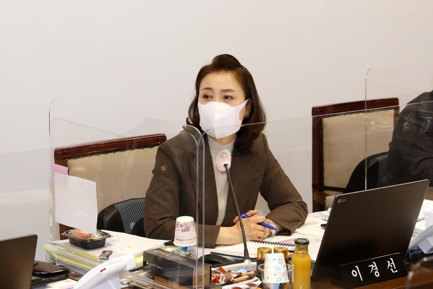 제276회 제2차 정례회 재정건설위원회 행정사무감사 강평 8