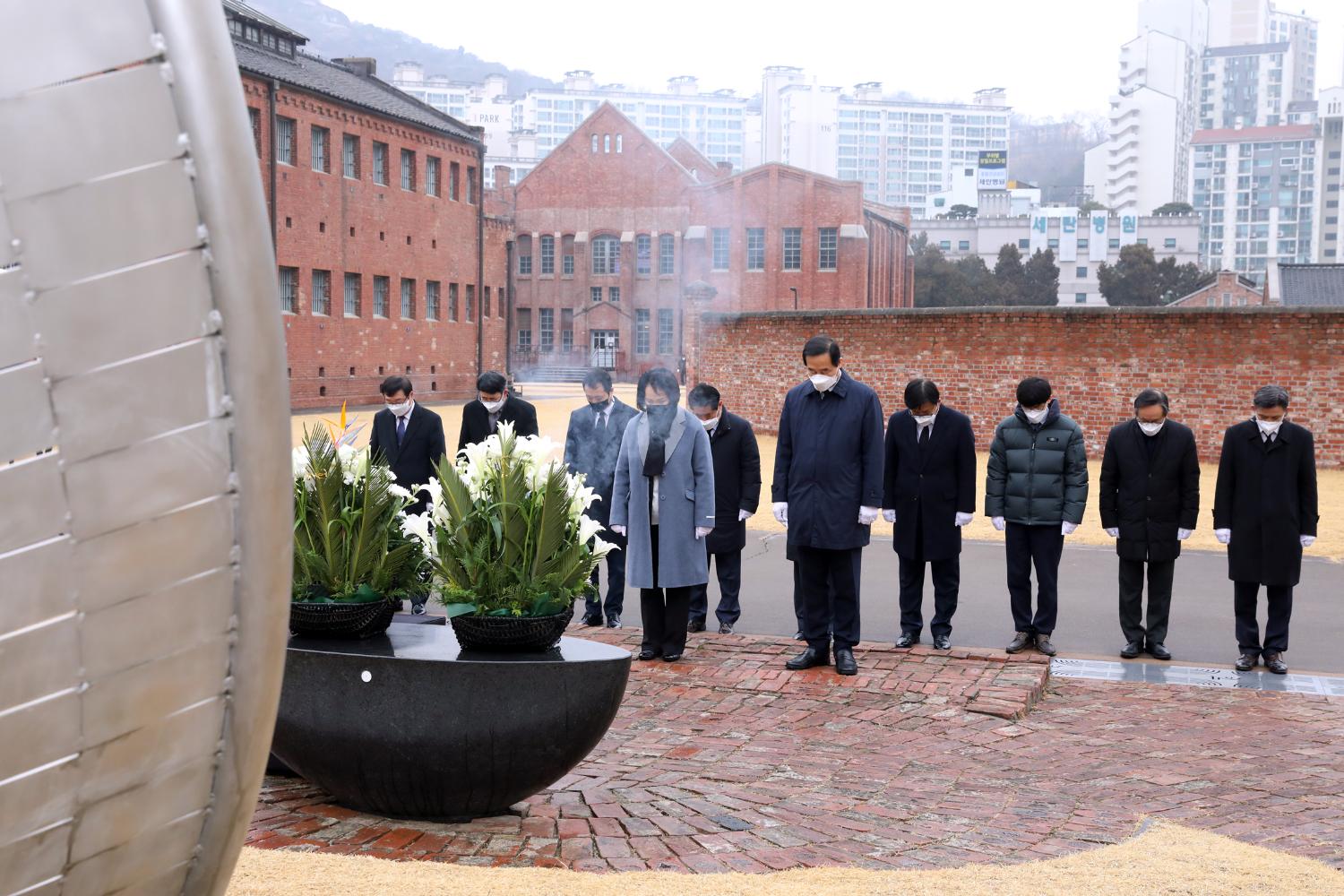 3.1절 순국선열 헌화 및 분향 8