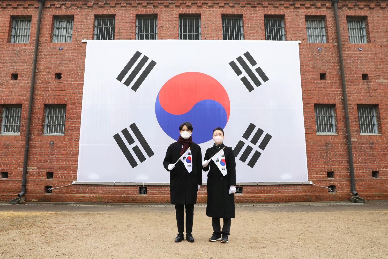 3.1절 순국선열 헌화 및 분향 17