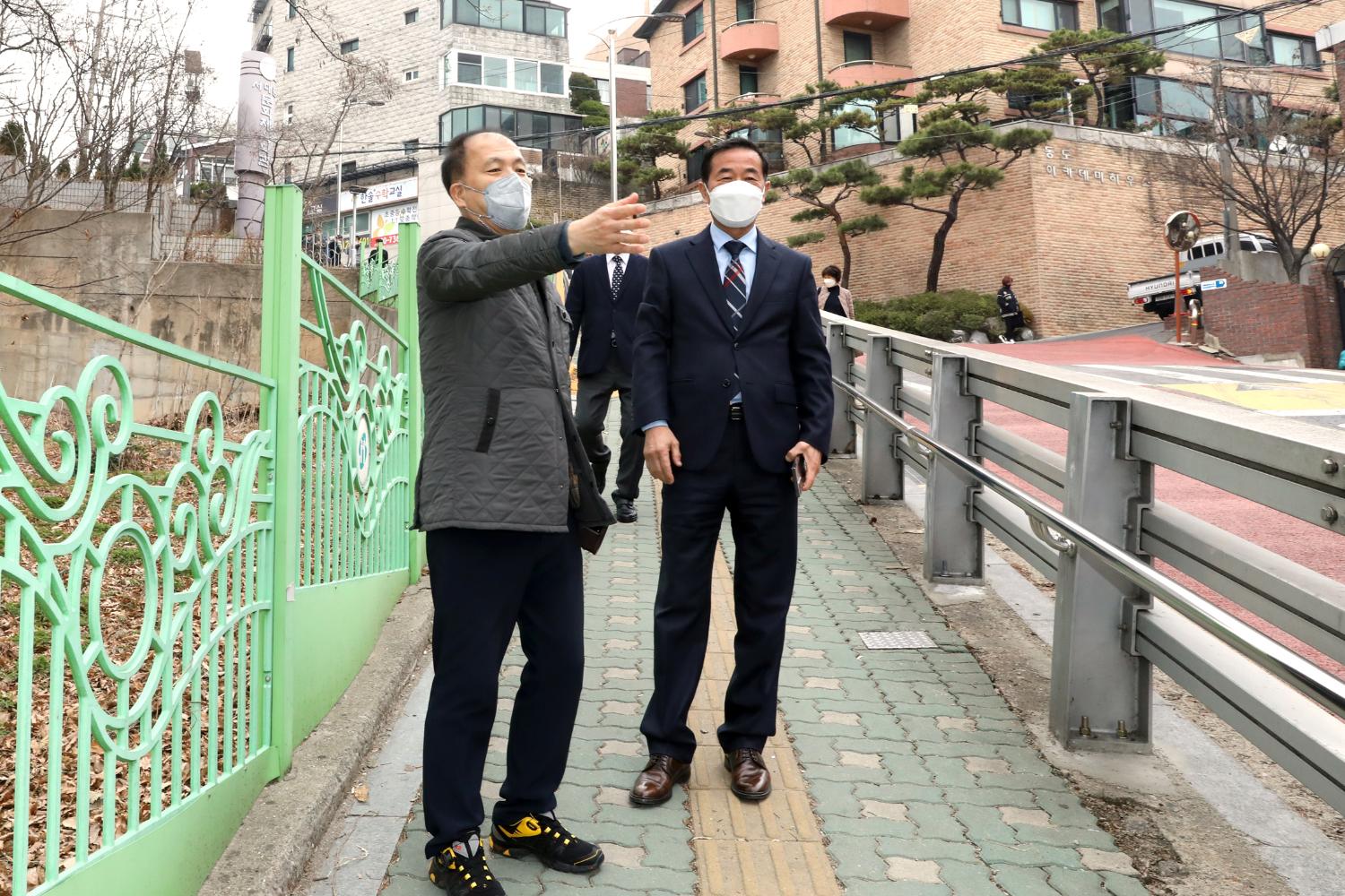 서대문문화체육회관 진입로 이용편의시설 현장방문 7