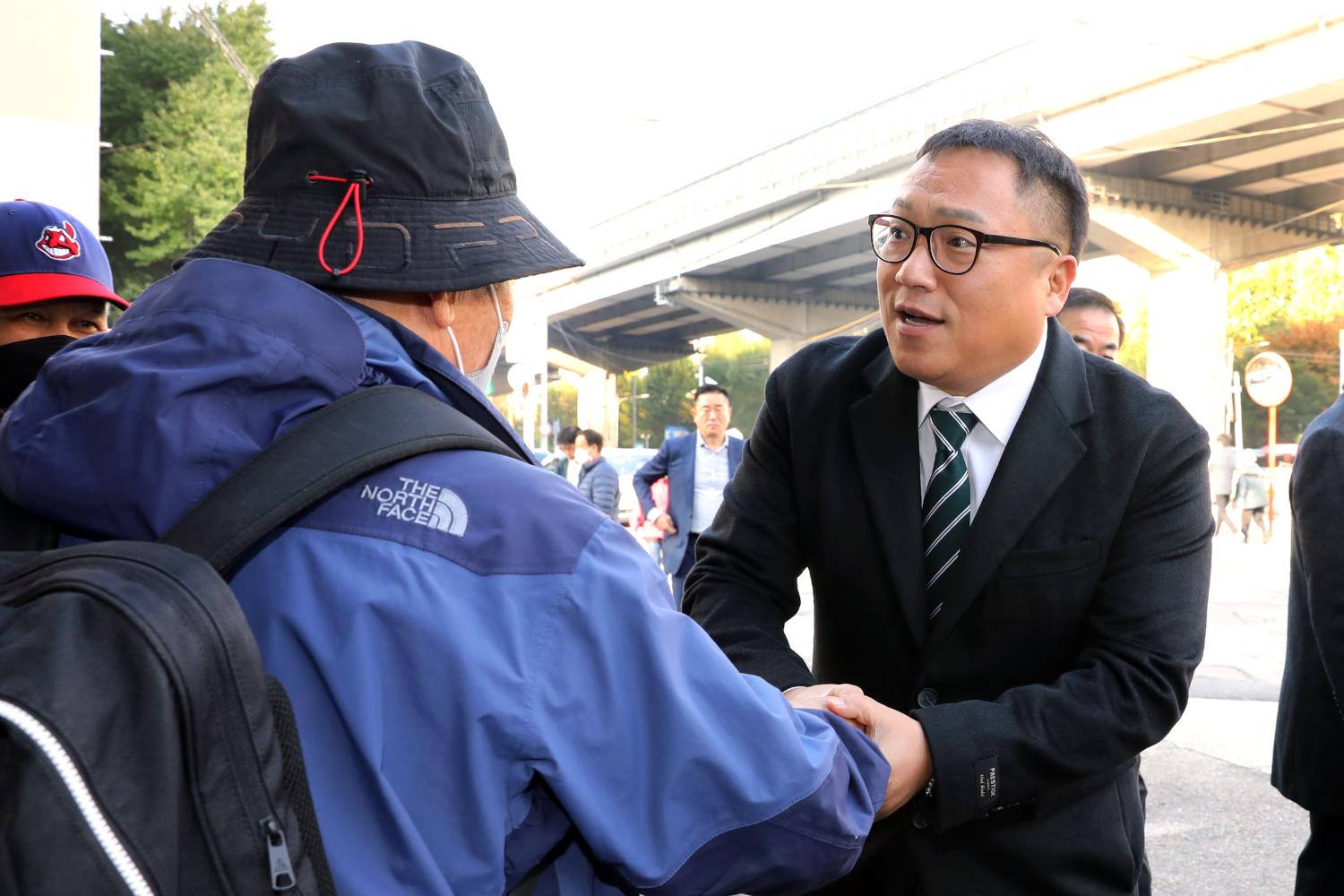 실버 문화탐방 맞이 인사 8