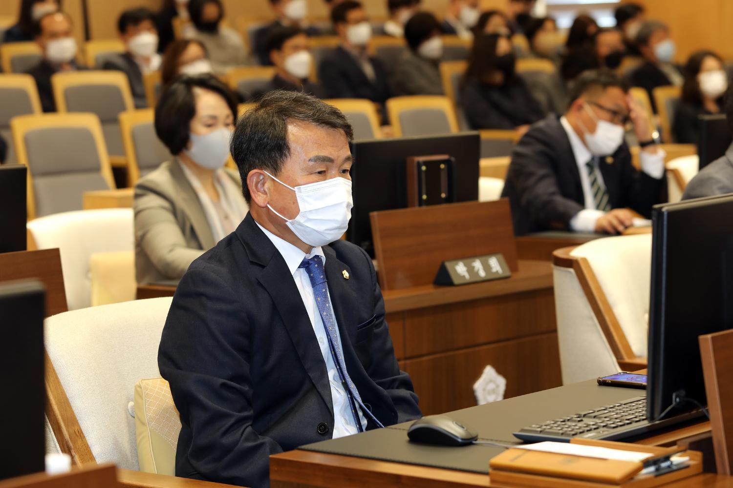 제284회 임시회 제2차 본회의 폐회식 16
