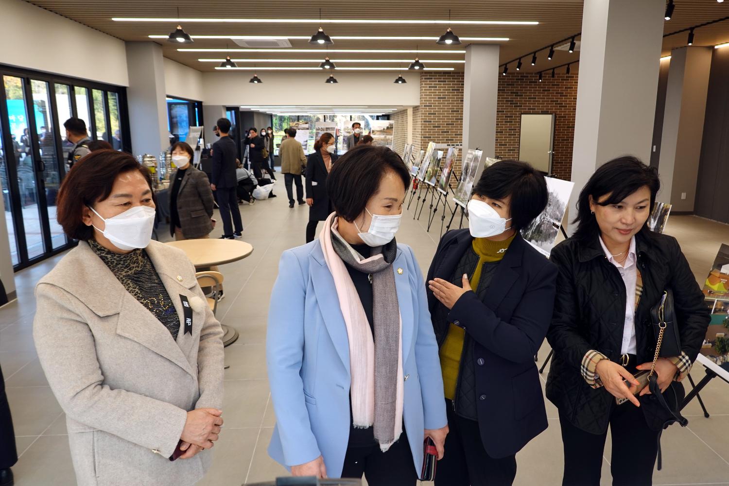 홍제천 폭포마당 수변카페 준공식 12