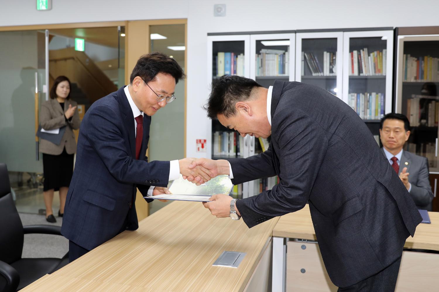 2022 회계연도 결산검사위원 위촉식 6