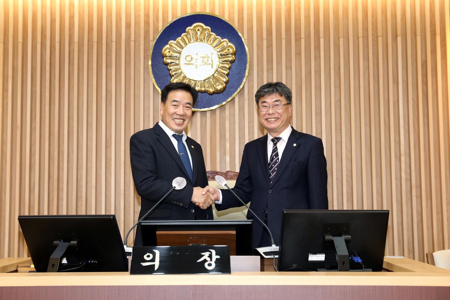 부산시 동래구의회 신청사건립 벤치마킹 방문 8