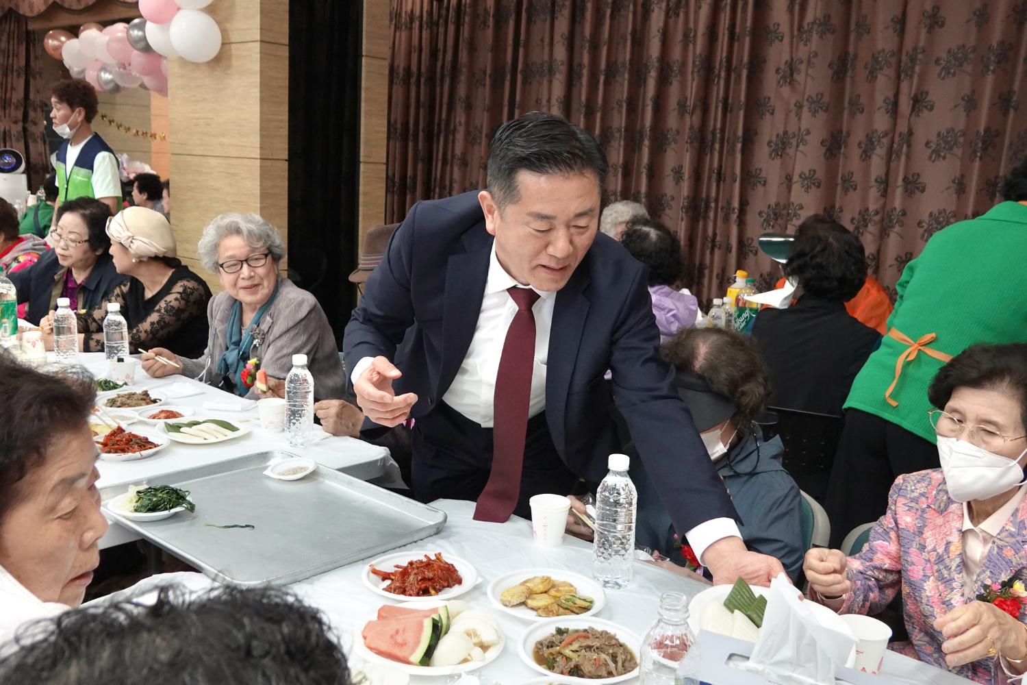 제51회 어버이날 행사-홍은2동 주민자치센터 12