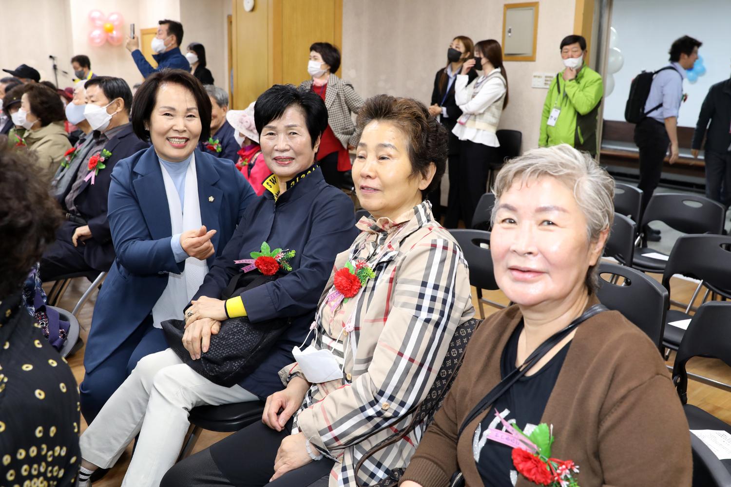 제51회 어버이날 행사 - 홍제1동 홍광교회 12