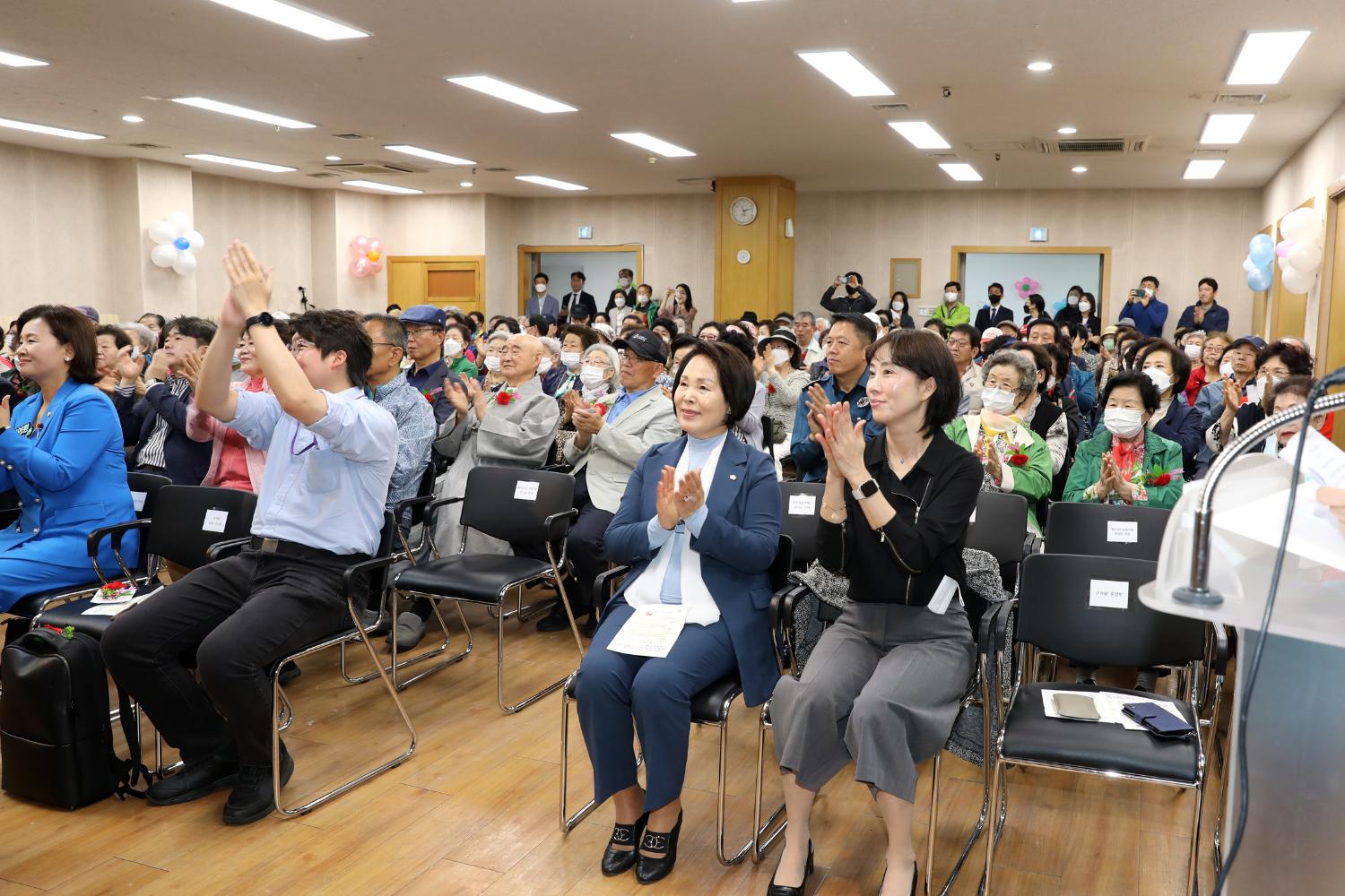 제51회 어버이날 행사 - 홍제1동 홍광교회 17