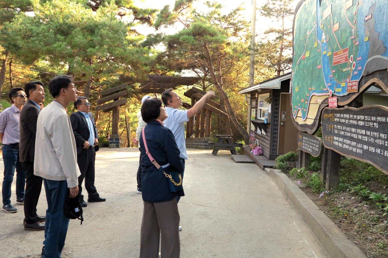 행정복지위원회 청풍문화재 시찰 및 지역 재래시장 현장방문 8