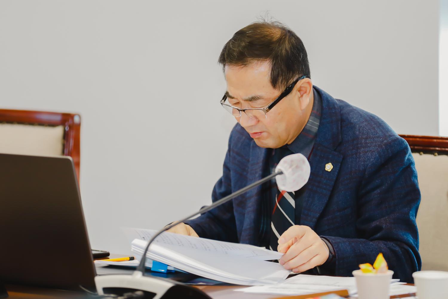 [재정건설위원회] 행정사무감사 결과 보고서 채택 6